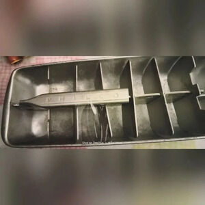 Vintage 70's metal ice cube tray​